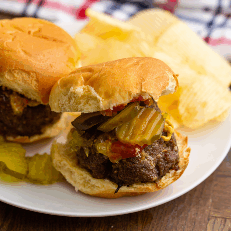 Easy homemade Chili's Big Mouth Bites copycat – crispy tortilla bites filled with cheese and seasoned beef.