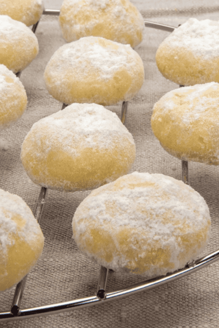 Air Fryer Russian Tea Cakes