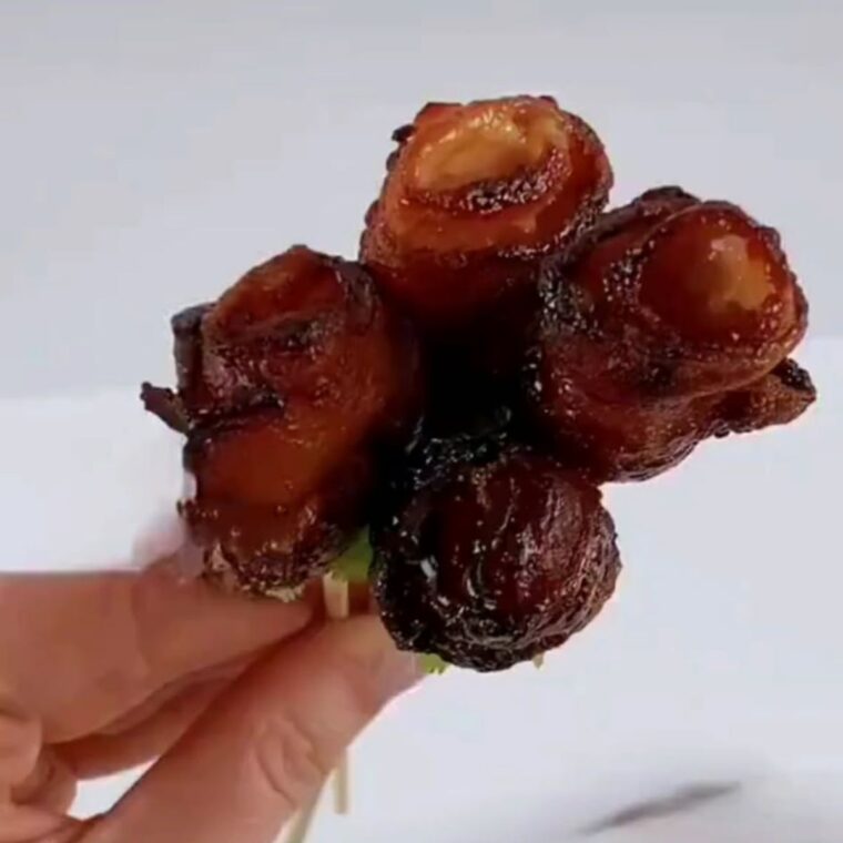 Crispy Air Fryer Maple Sugar Glazed Bacon Roses, beautifully caramelized and arranged with a sweet maple glaze.