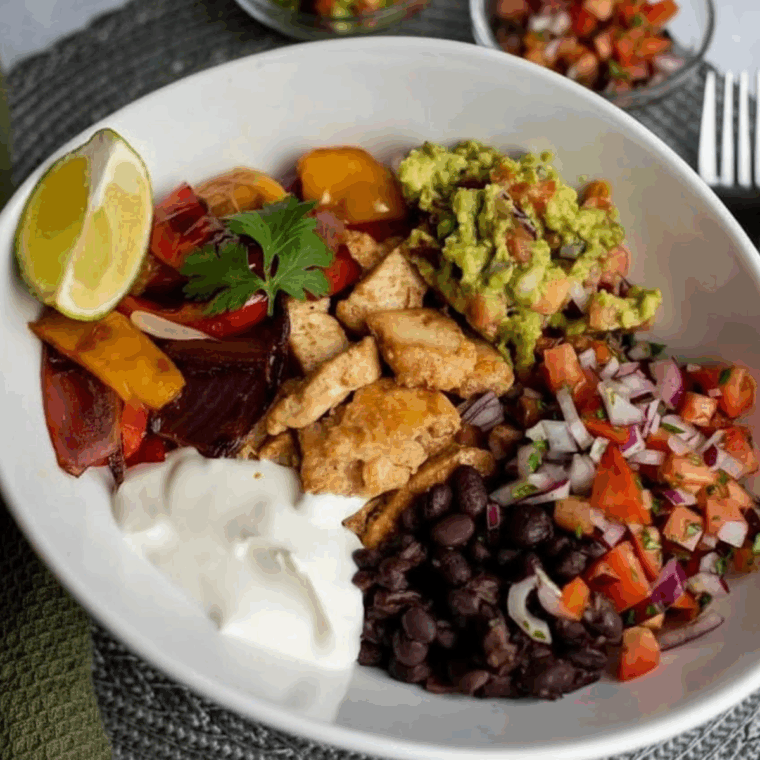 Air Fryer Chicken Fajita Rice Bowl