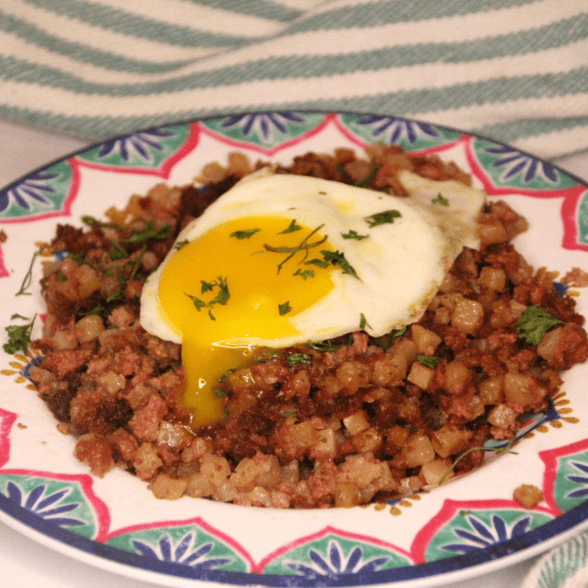 “Golden crispy canned corned beef hash cooked in air fryer”