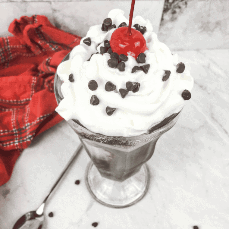 Ninja Creami Dr. Pepper Cream Soda with smooth, creamy frozen texture in pint container