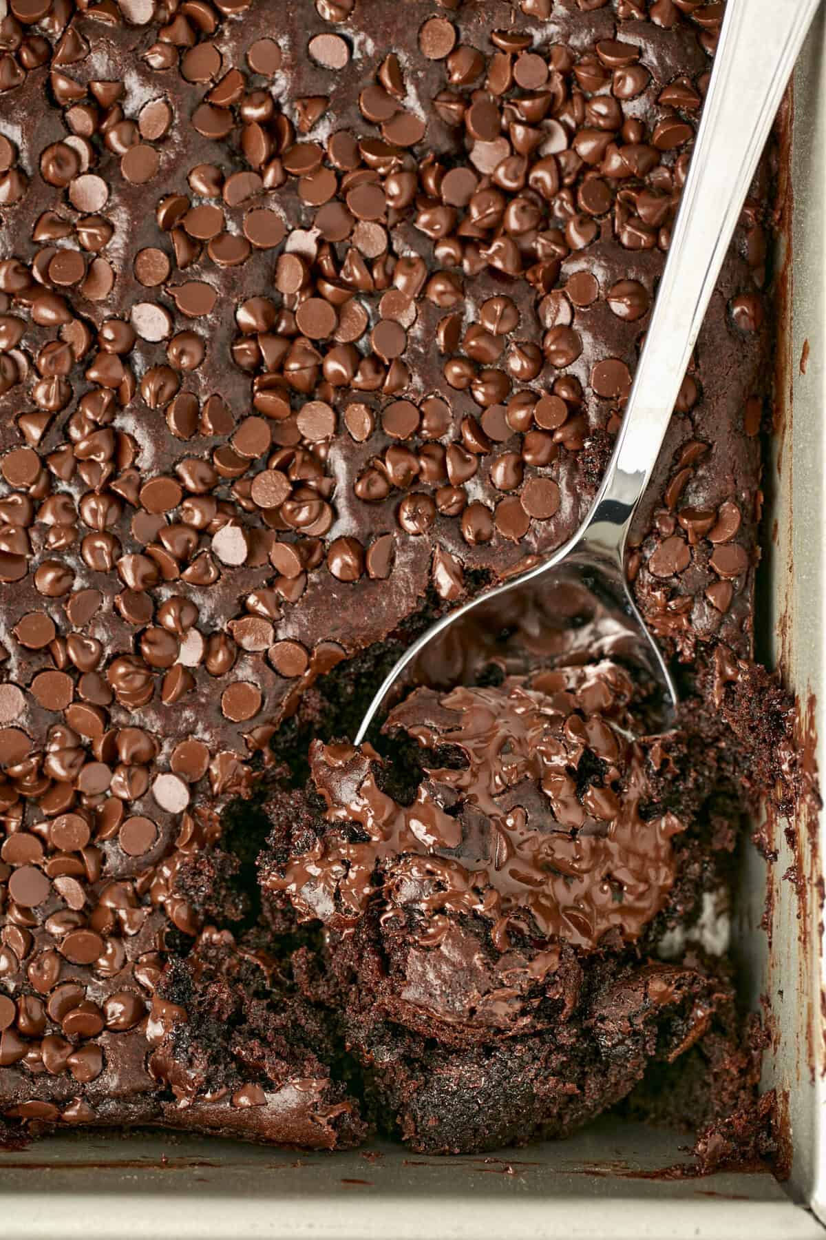 Air Fryer Chocolate Dump Cake