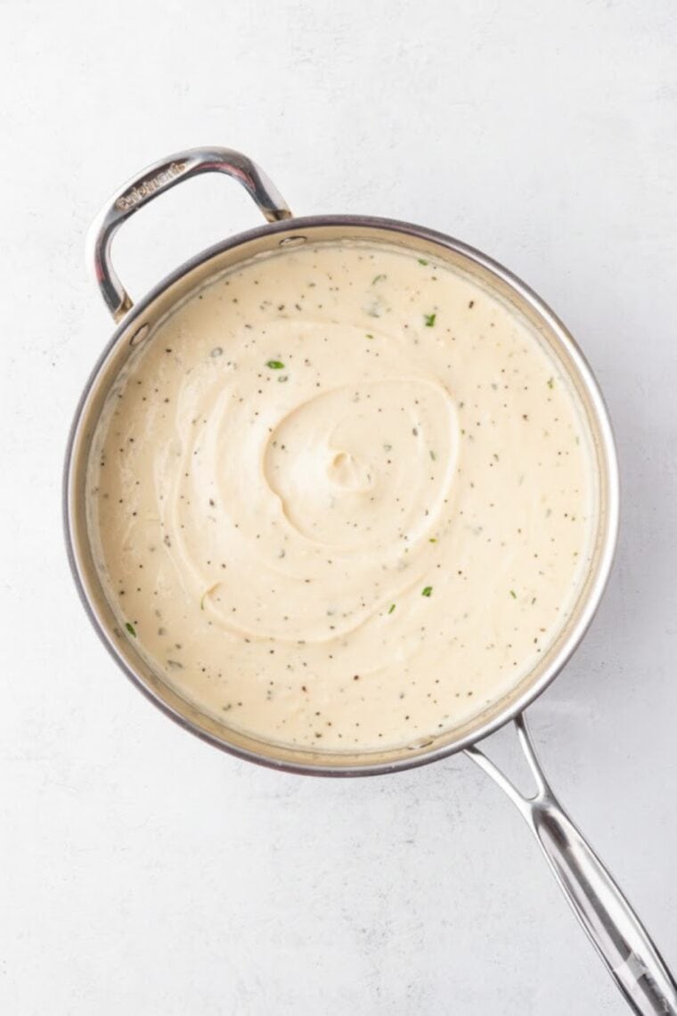Easy Copycat Fazoli’s Alfredo Sauce