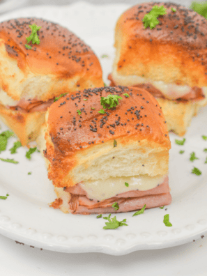 Air Fryer King’s Hawaiian Ham and Cheese Sliders (10 Min)