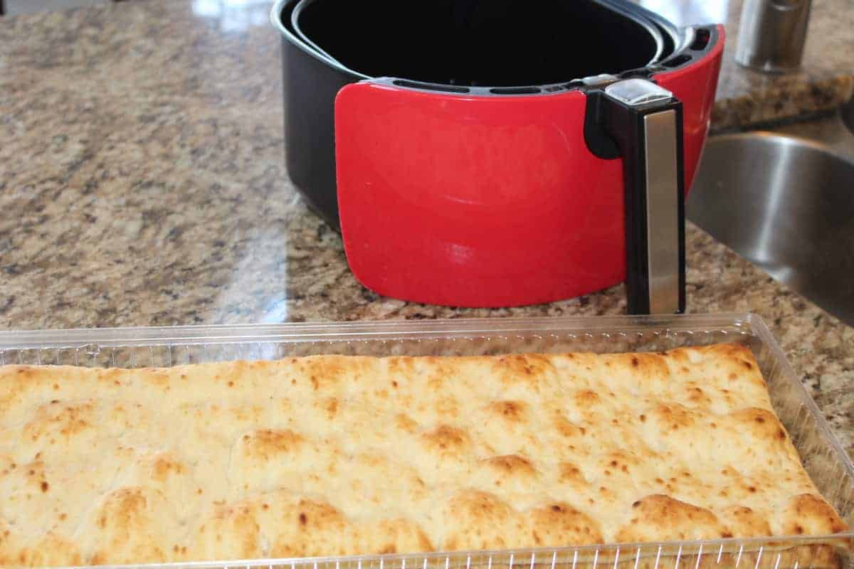 Air Fryer BBQ Chicken Flatbread