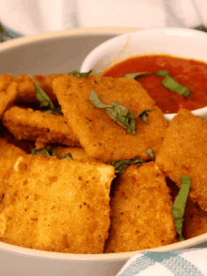 Easy Fazoli’s Toasted Ravioli