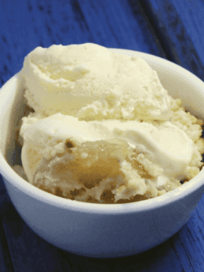 Air Fryer Apple Pie Dump Cake