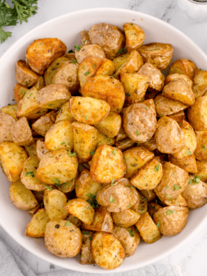 Air Fryer Crispy Garlic Parmesan Potatoes