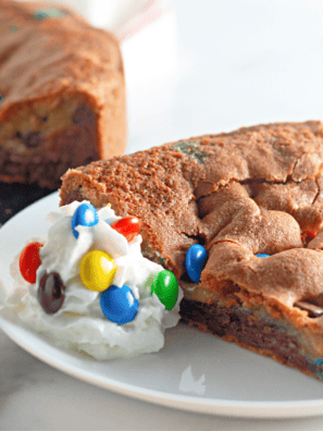 Air Fryer M&M Brownie Bars