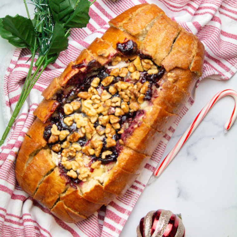 "Golden pull-apart bread filled with creamy Brie cheese and fresh raspberries, cooked to perfection in an air fryer"