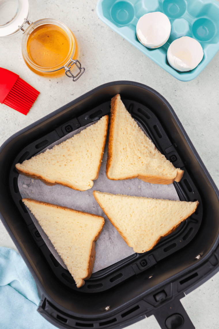 Easy Air Fryer Toast