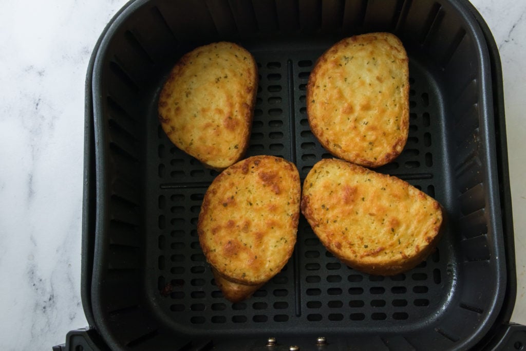 cooked air fryer garlic bread