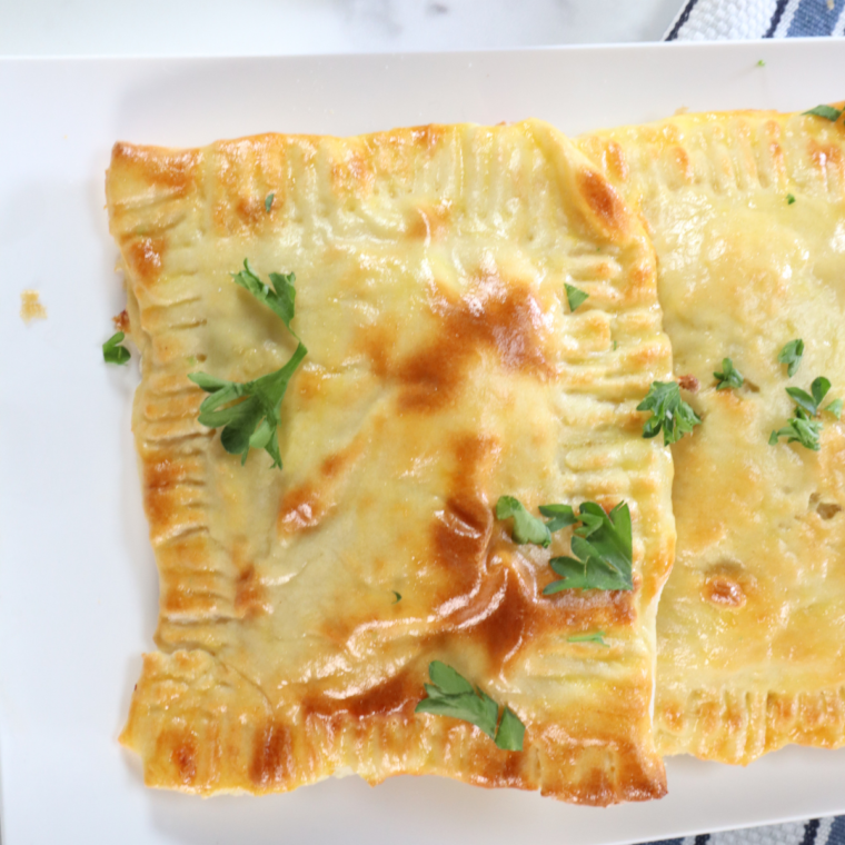 You can use a variety of fillings for your Air Fryer Ham and Cheese Hot Pockets
