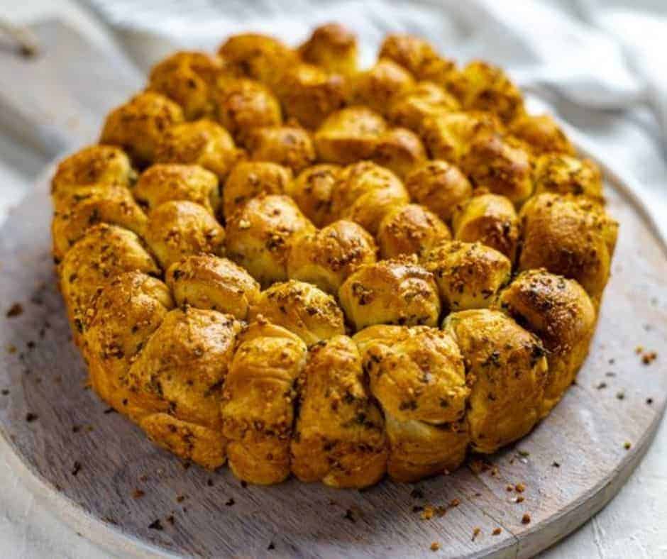 Air Fryer Parmesan and Herb Bubble Bread