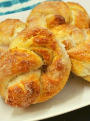 Air Fryer Cinnamon Sugar Knots
