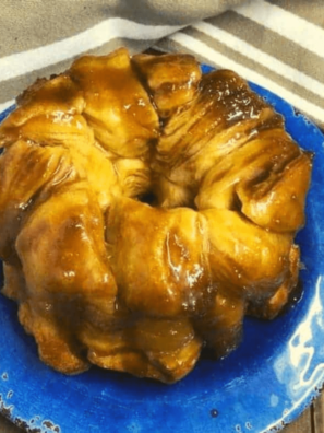 Air Fryer Cinnamon Pull-Apart Bread