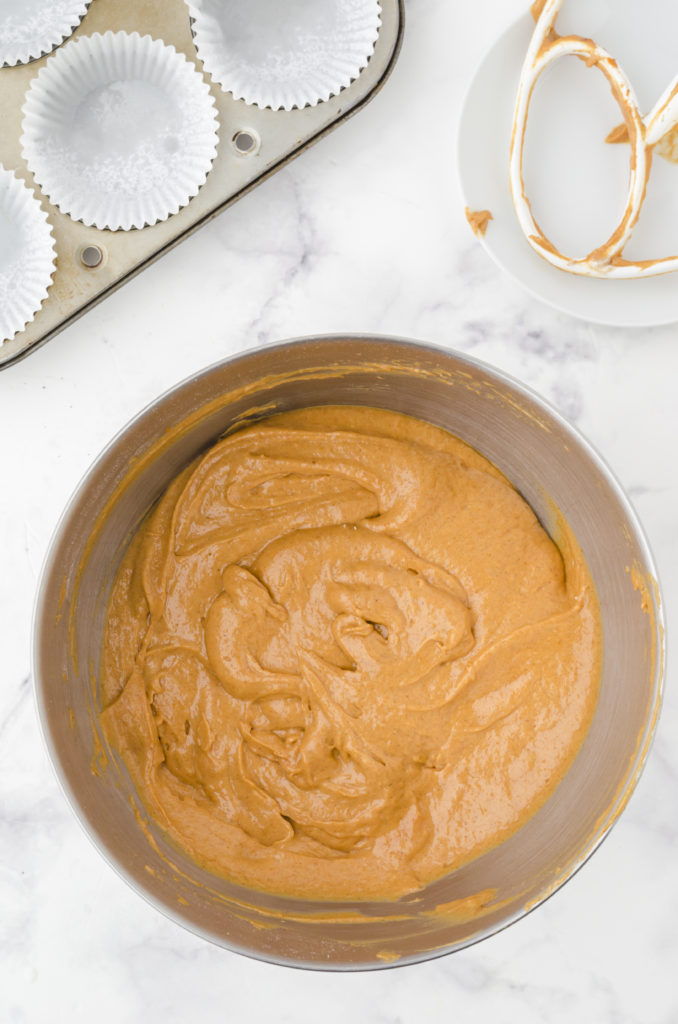 Air Fryer Pumpkin Spice Cupcakes