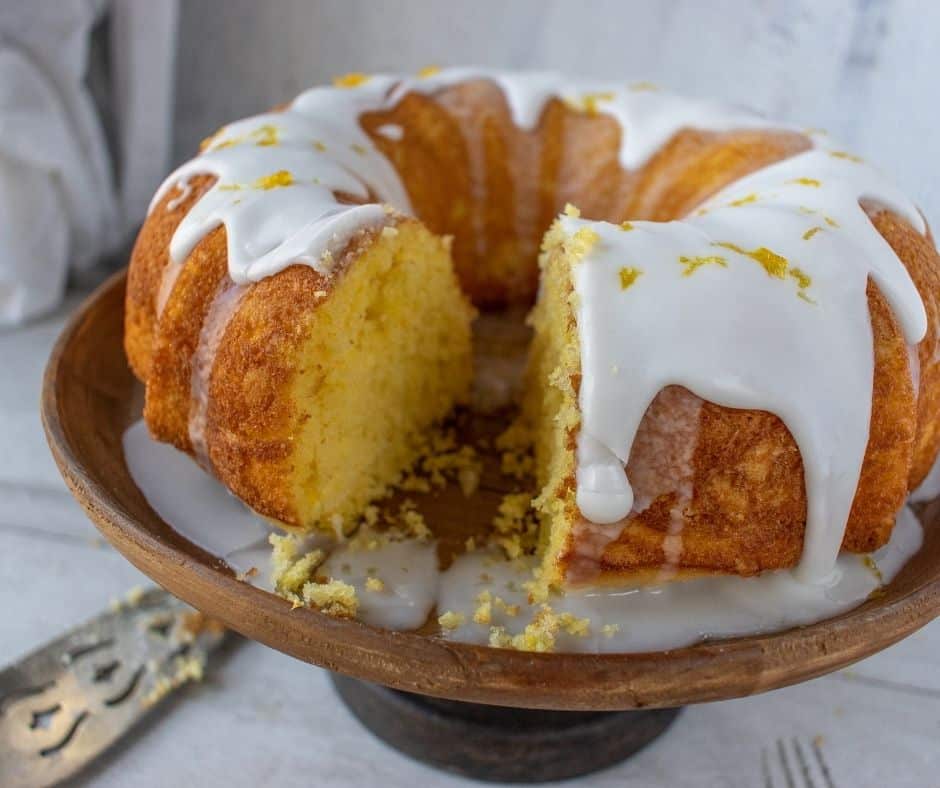 Air Fryer Lemon Bundt Cake