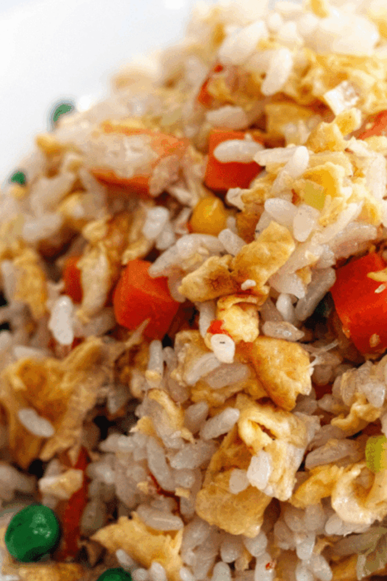 Easy Air Fryer Vegetable Fried Rice with colorful vegetables and fluffy rice