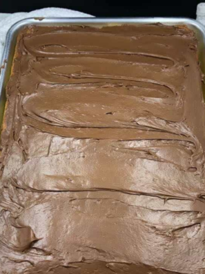 Air Fryer Vanilla Texas Sheet Cake