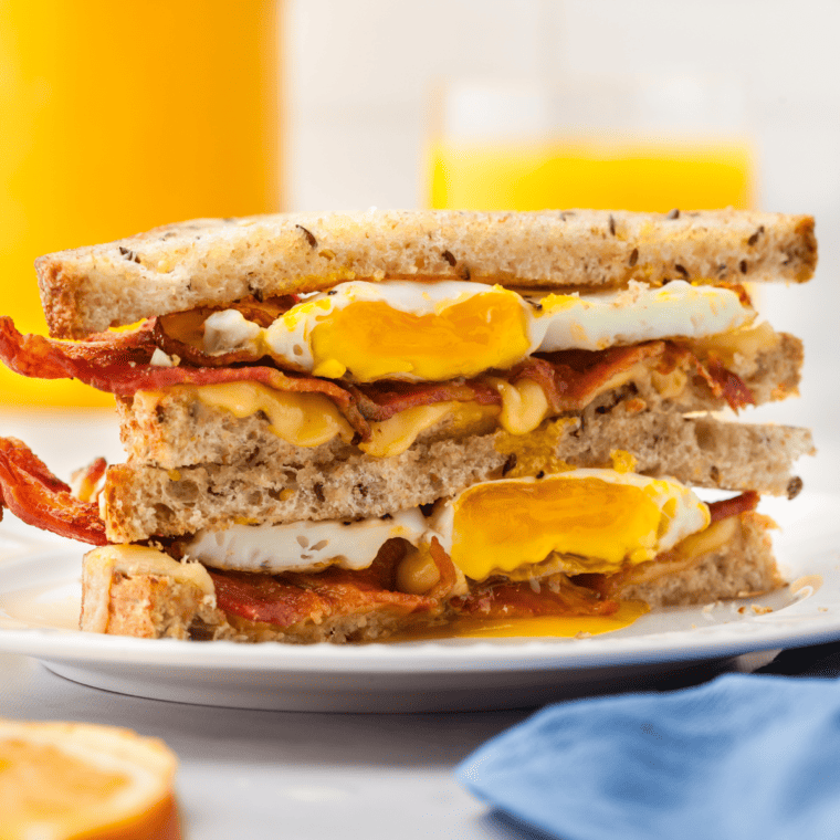 bacon and egg sandwich air fryer
