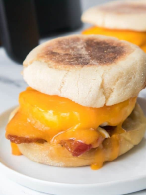 Air Fryer Copycat McDonald's Egg McMuffin