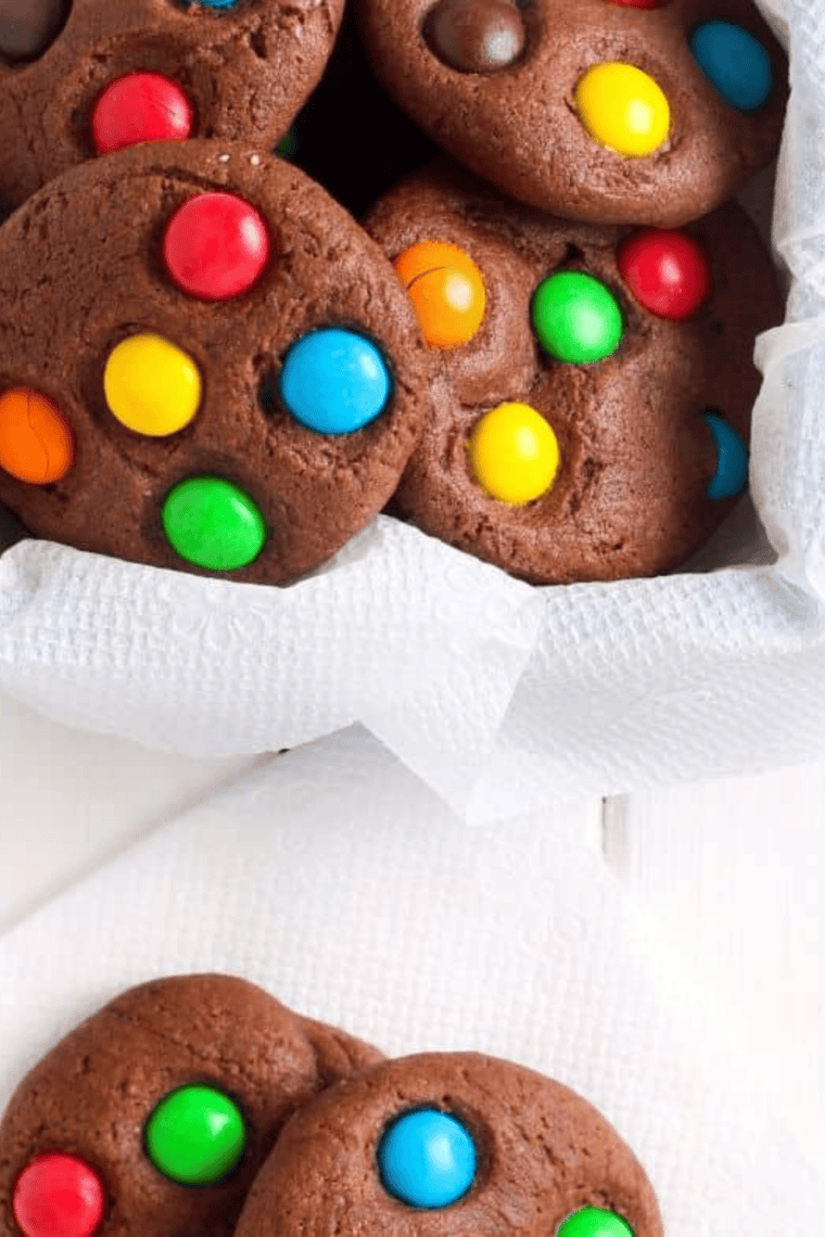 easy air fryer M&M cookies with chewy centers and colorful candy-coated chocolate pieces on top
