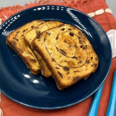 Air Fryer Cinnamon Raisin French Toast