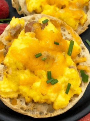 Breakfast Pizzas with English Muffins