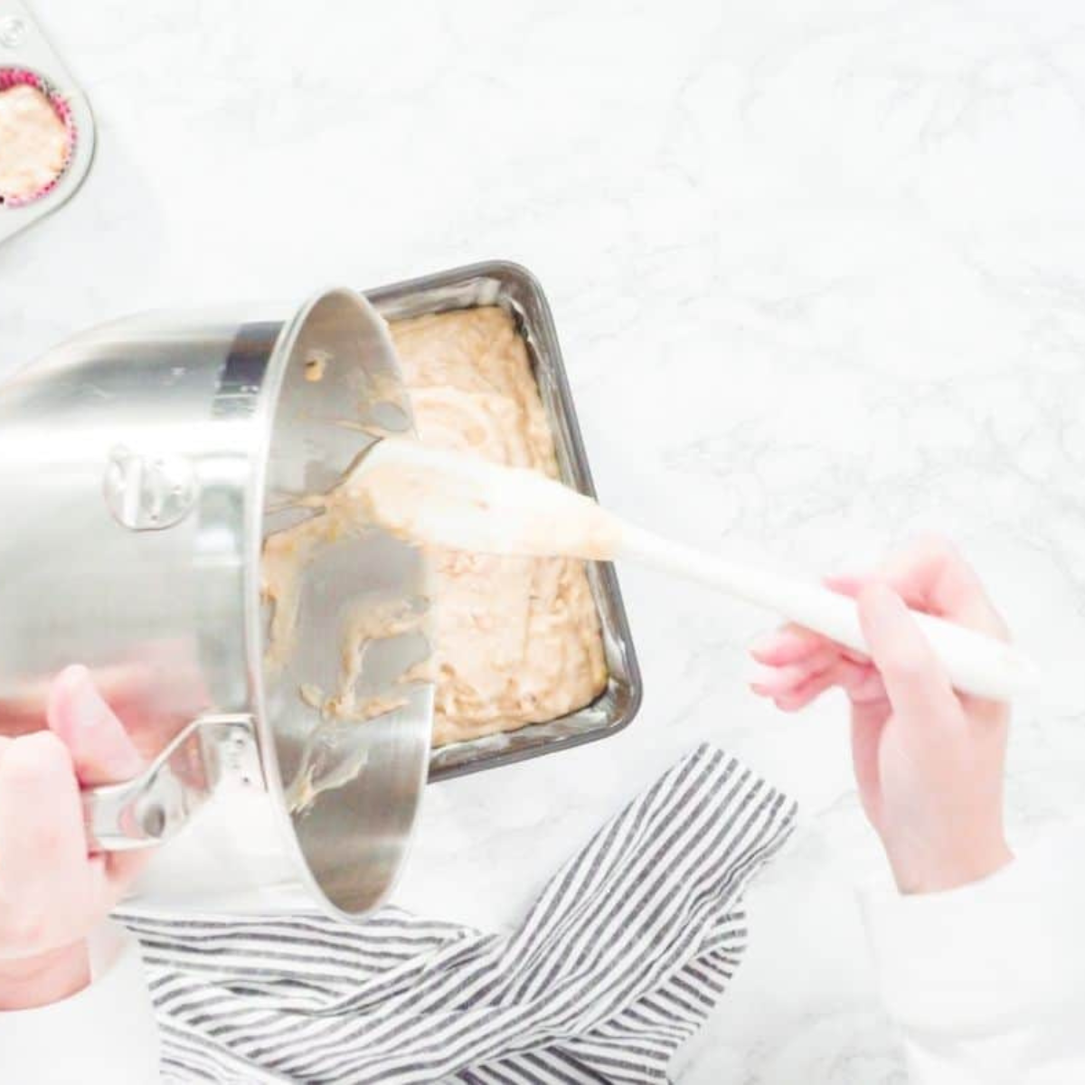 Air Fryer Iced Lemon Pound Cake (4)