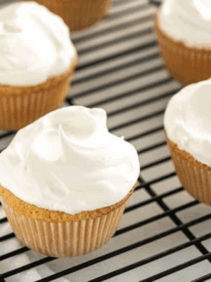 Air Fryer Vanilla Cupcakes