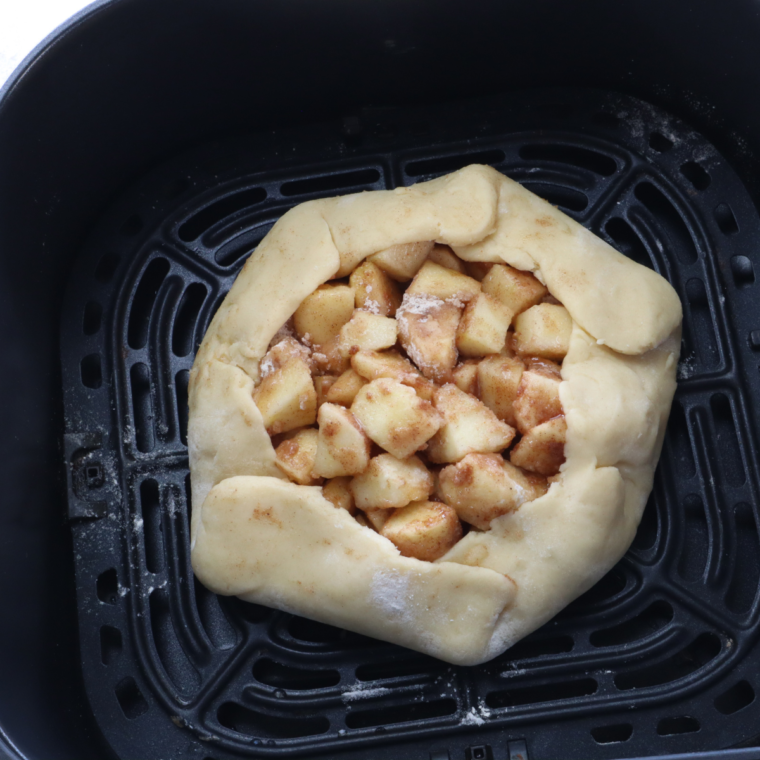 Air Fryer Olive Garden Warm Apple Crostata