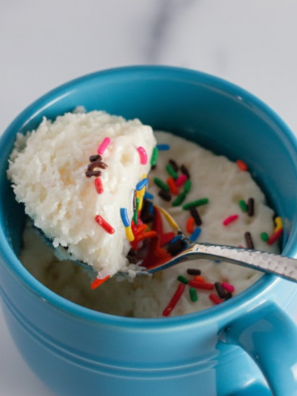 Air Fryer Vanilla Mug Cake