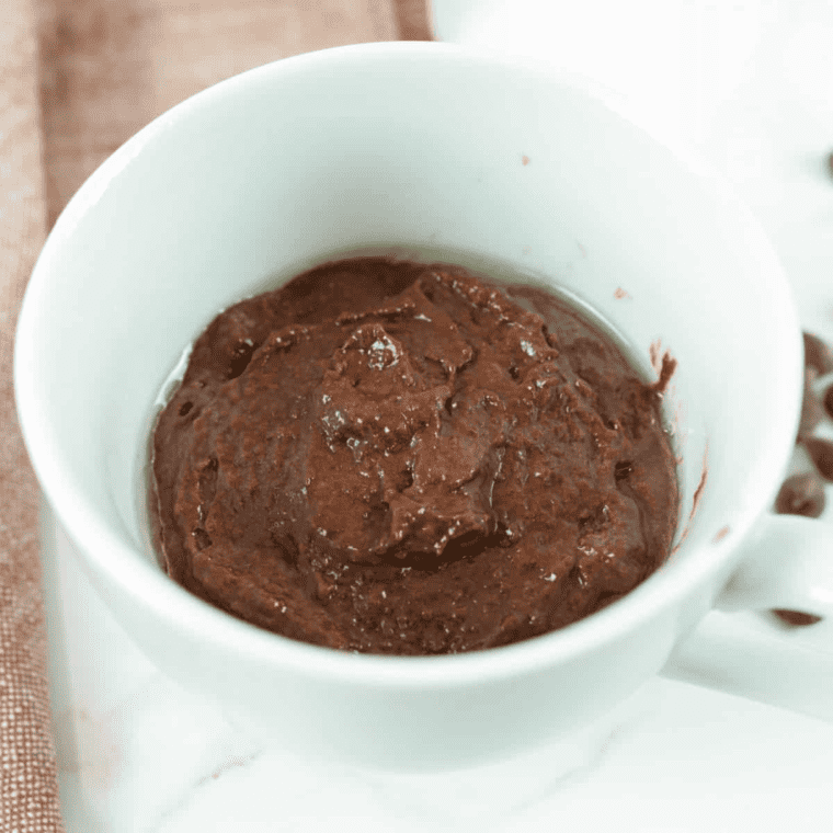 Mixing ingredients together, then pouring batter into a sprayed ramekin before air frying at 320°F for 7-9 minutes.