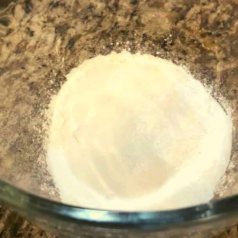 Air Fryer Cinnamon Roll Cake