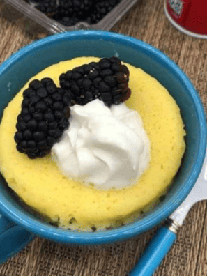 air fryer yellow mug cake