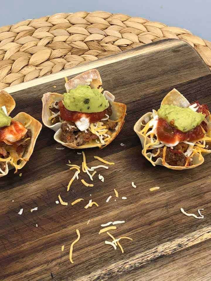 If you're looking for a delicious and easy way to make tacos, then you've got to try air fryer taco cups! This dish is perfect for busy weeknights, and it's sure to please the whole family. To make air fryer taco cups, you'll need: