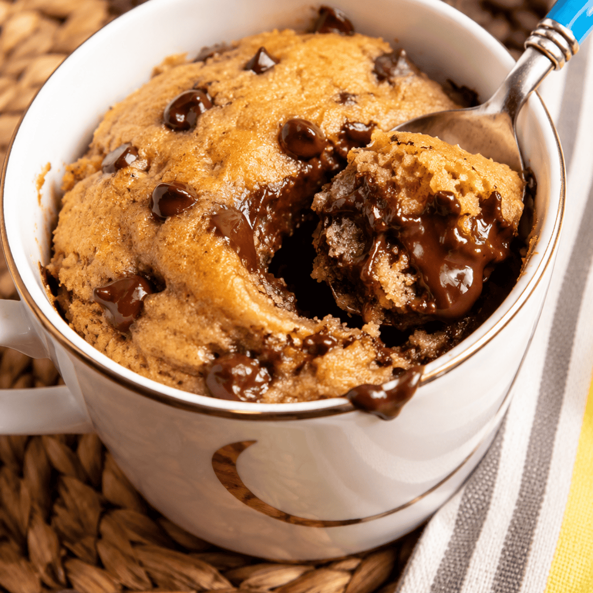 Air Fryer Chocolate Chip Mug Cake