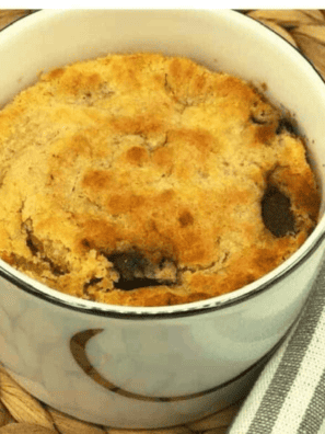Air Fryer Chocolate Chip Mug Cake