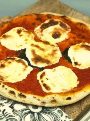 Air Fryer Margherita Pizza