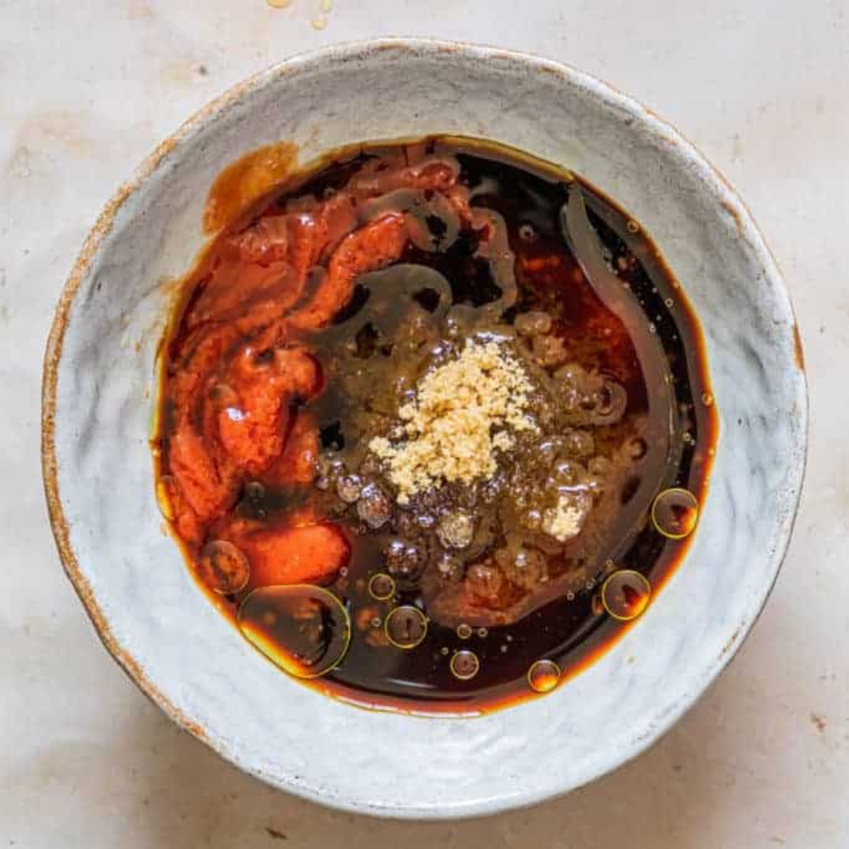 BBQ chicken thighs sauce