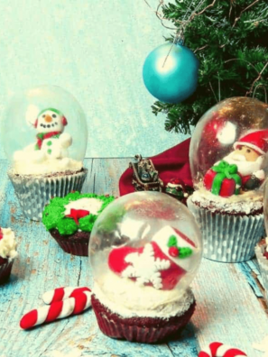 AIR FRYER CHRISTMAS RED VELVET SNOW GLOBE CUPCAKES