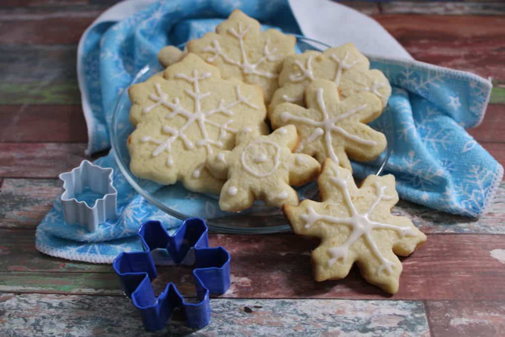 Air fryers are all the rage right now, and for good reason! They make cooking so much easier and faster. If you're looking for some new recipes to try in your air fryer, look no further! I've got a few delicious cookie recipes that will be sure to please. So get your air fryer ready and let's get baking!