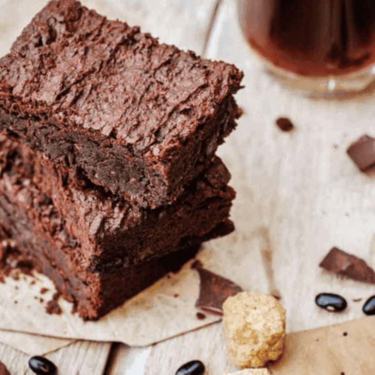 Homemade Golden Corral brownie recipe with fudgy chocolate texture and chewy edges