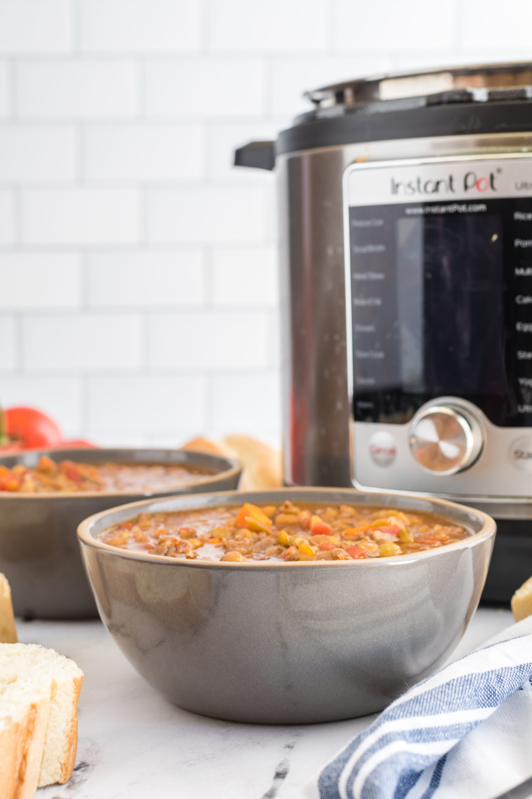 Instant Pot Copycat Carrabba’s Sausage Lentil Soup
