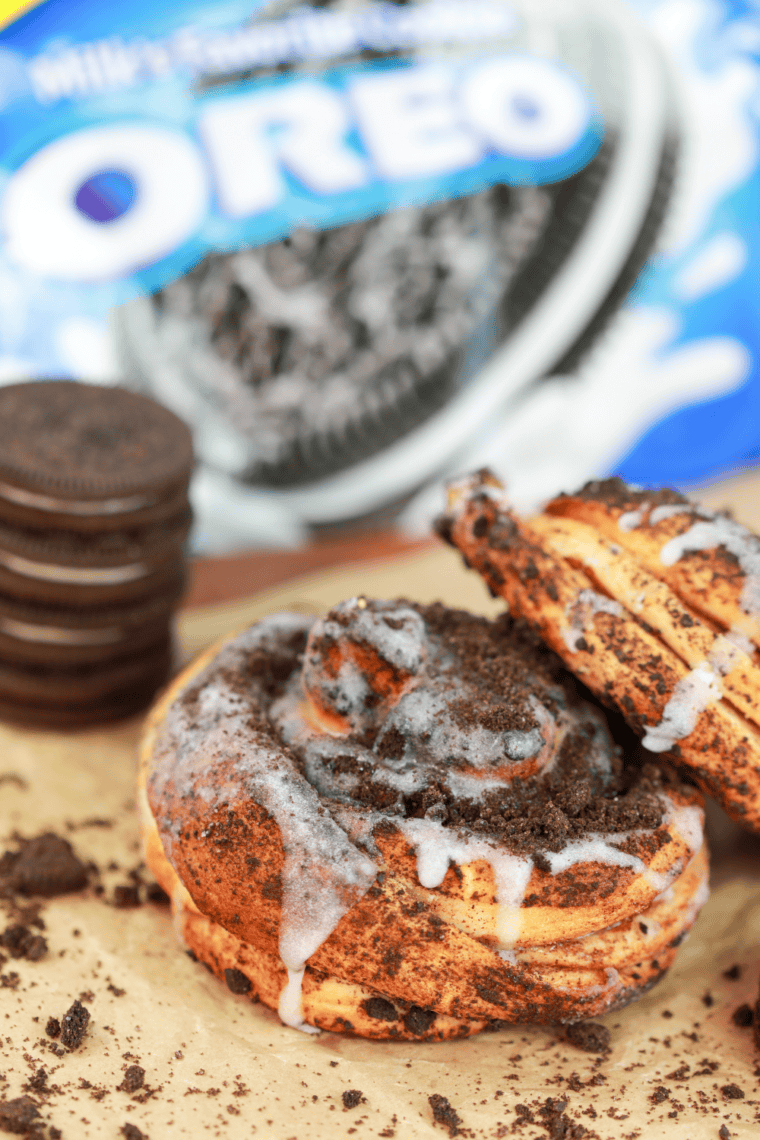 Air Fryer Oreo Cinnamon Rolls