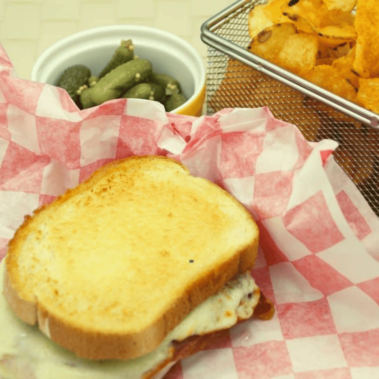Air Fryer italian grilled cheese sandwich (4)
