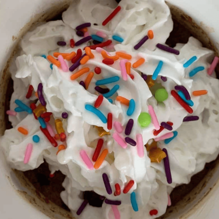 Easy and Delicious Cookie Mug Cake Recipe Made in Minutes