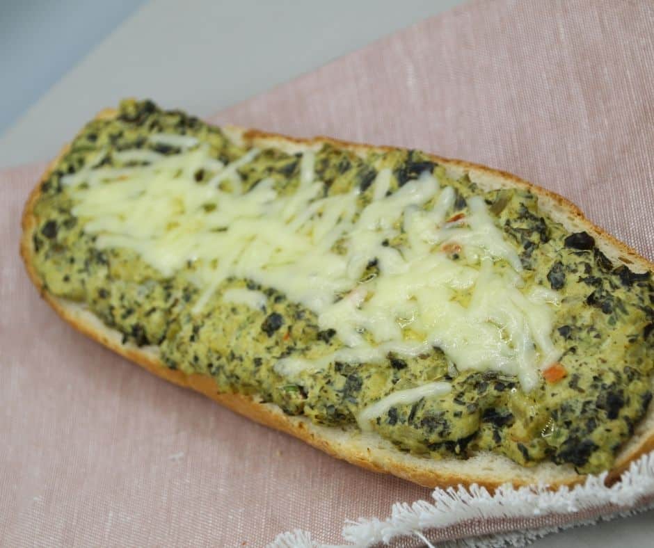 air fryer creamy spinach and cheese bread (4)